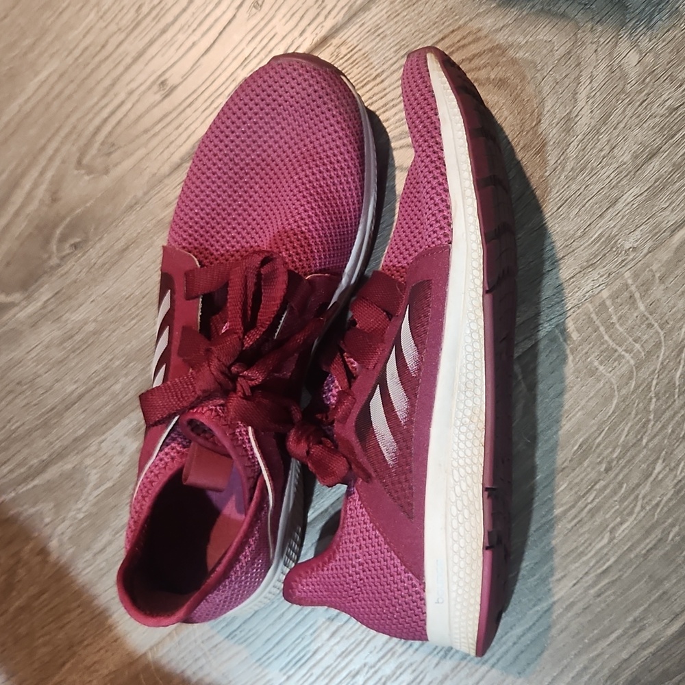 Adidas Women's Edge Luxe Tennis Shoe - Size 9